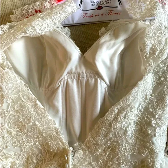 Bonny Bridal Beach wedding Dress 16 - Picture 9 of 12